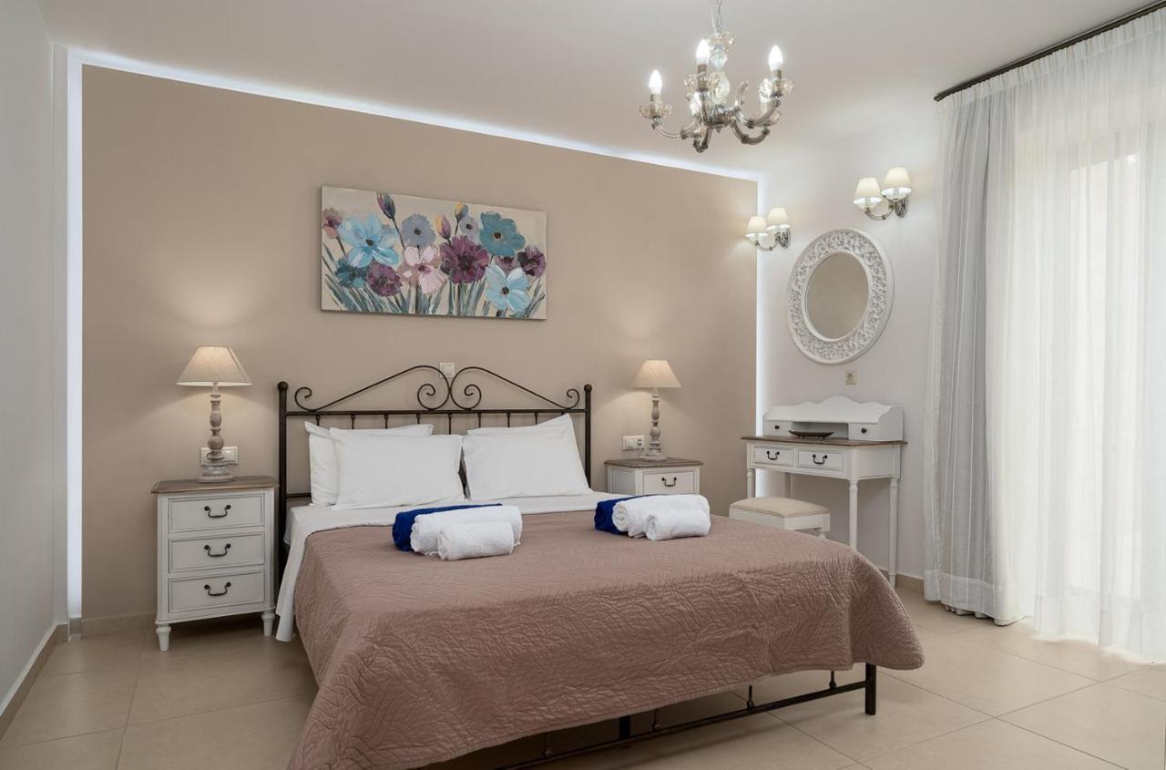 Orelia Cretan Deluxe Apartments Kamilári Kültér fotó