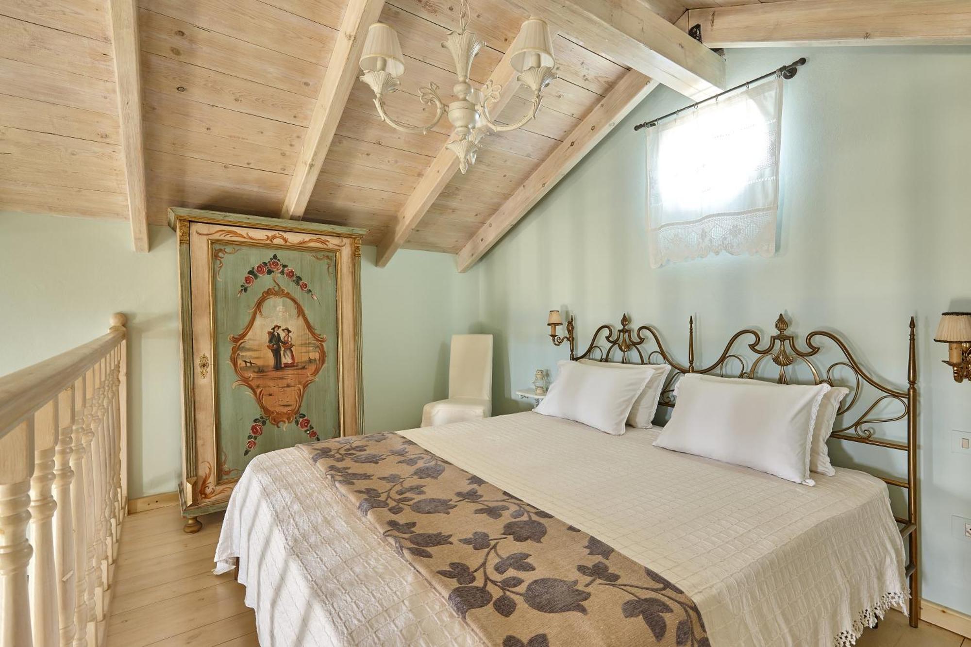 Orelia Cretan Deluxe Apartments Kamilári Kültér fotó