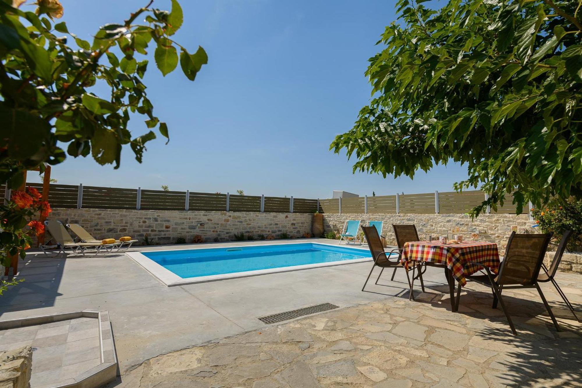 Orelia Cretan Deluxe Apartments Kamilári Kültér fotó