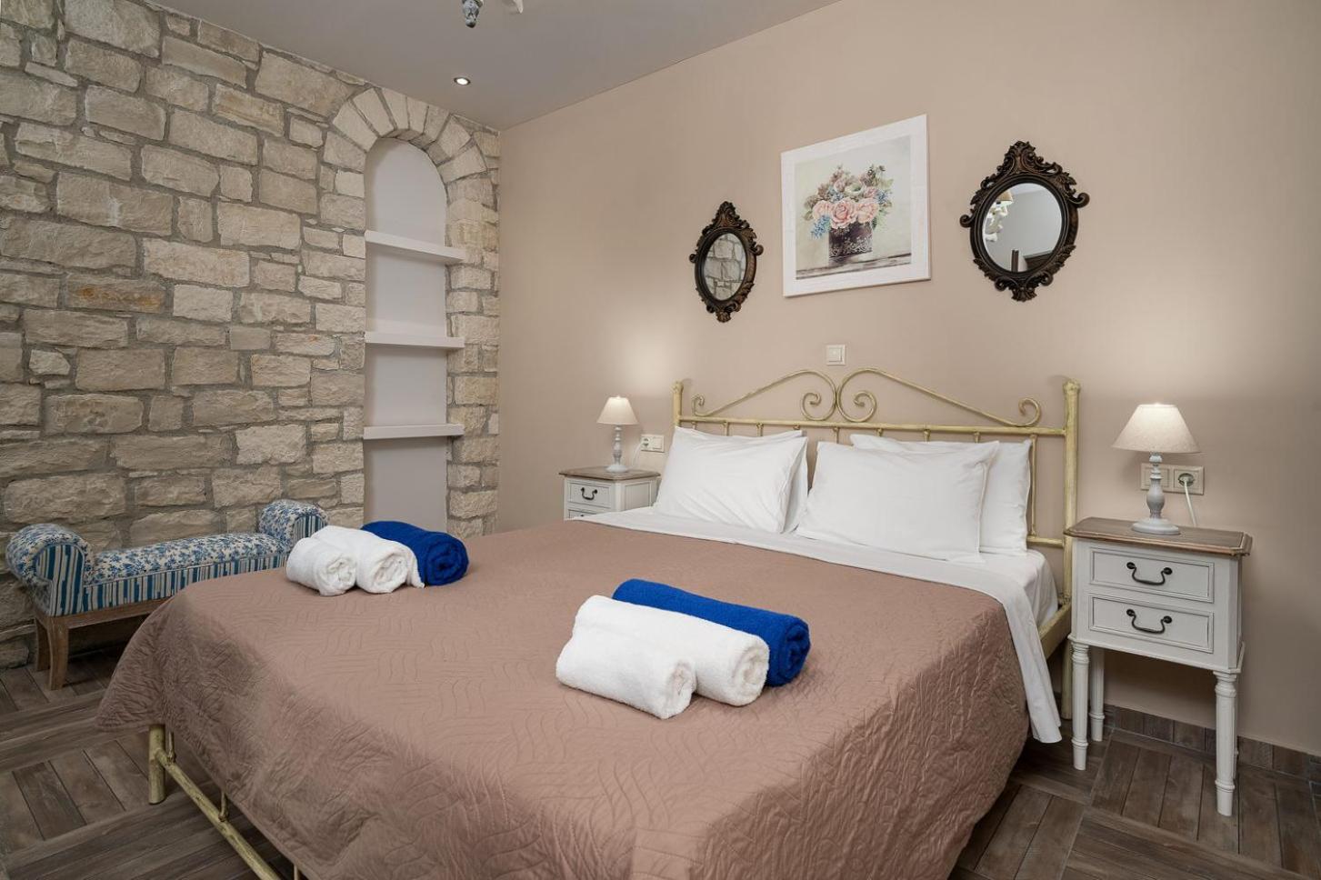 Orelia Cretan Deluxe Apartments Kamilári Kültér fotó