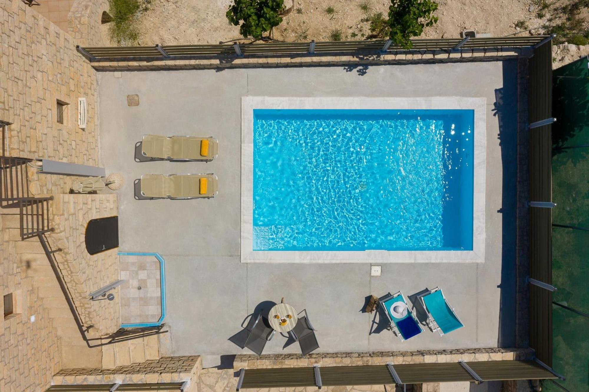 Orelia Cretan Deluxe Apartments Kamilári Kültér fotó