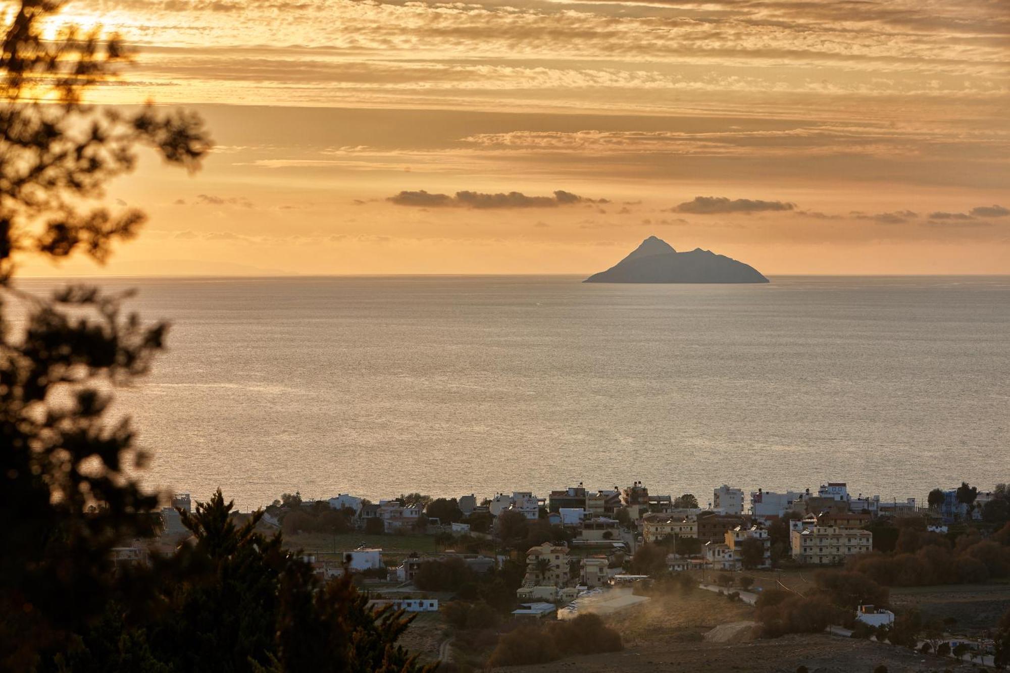 Orelia Cretan Deluxe Apartments Kamilári Kültér fotó