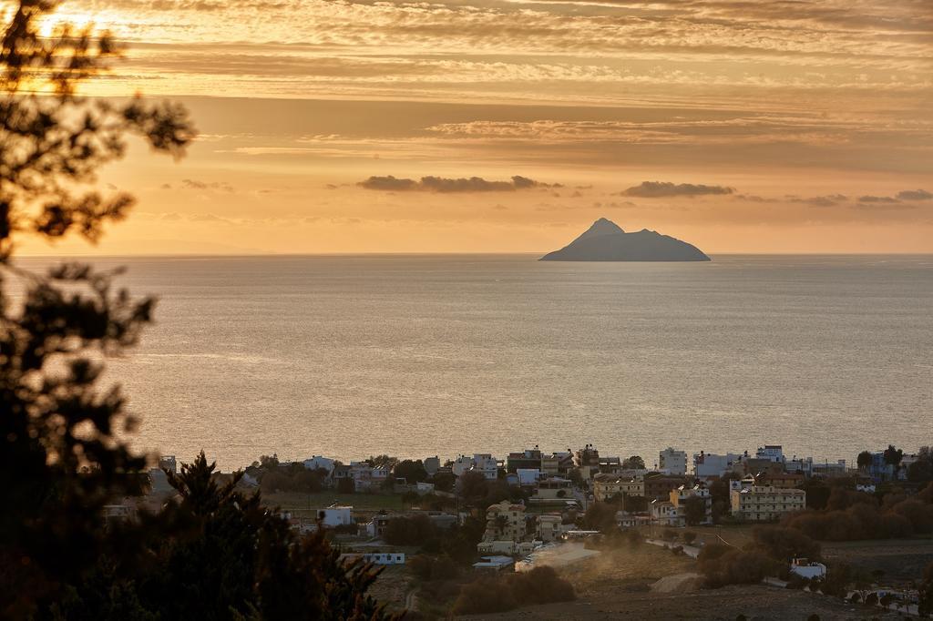 Orelia Cretan Deluxe Apartments Kamilári Kültér fotó