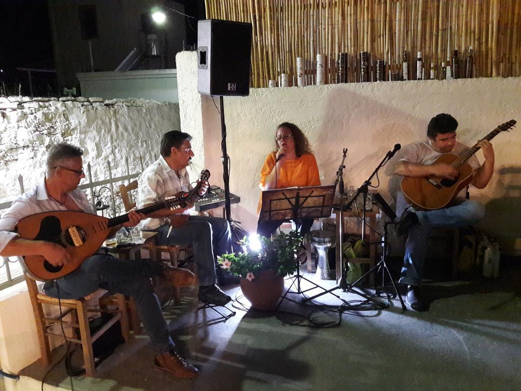 Orelia Cretan Deluxe Apartments Kamilári Kültér fotó
